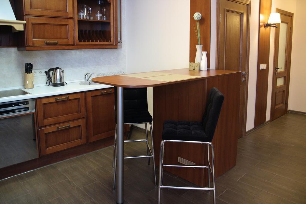Alexandra Industrial Bridge Apartment *