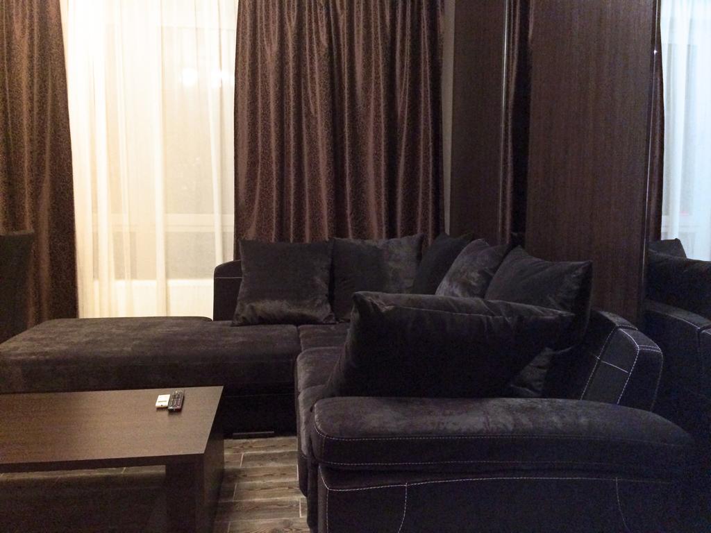 Alexandra Industrial Bridge Apartment *
